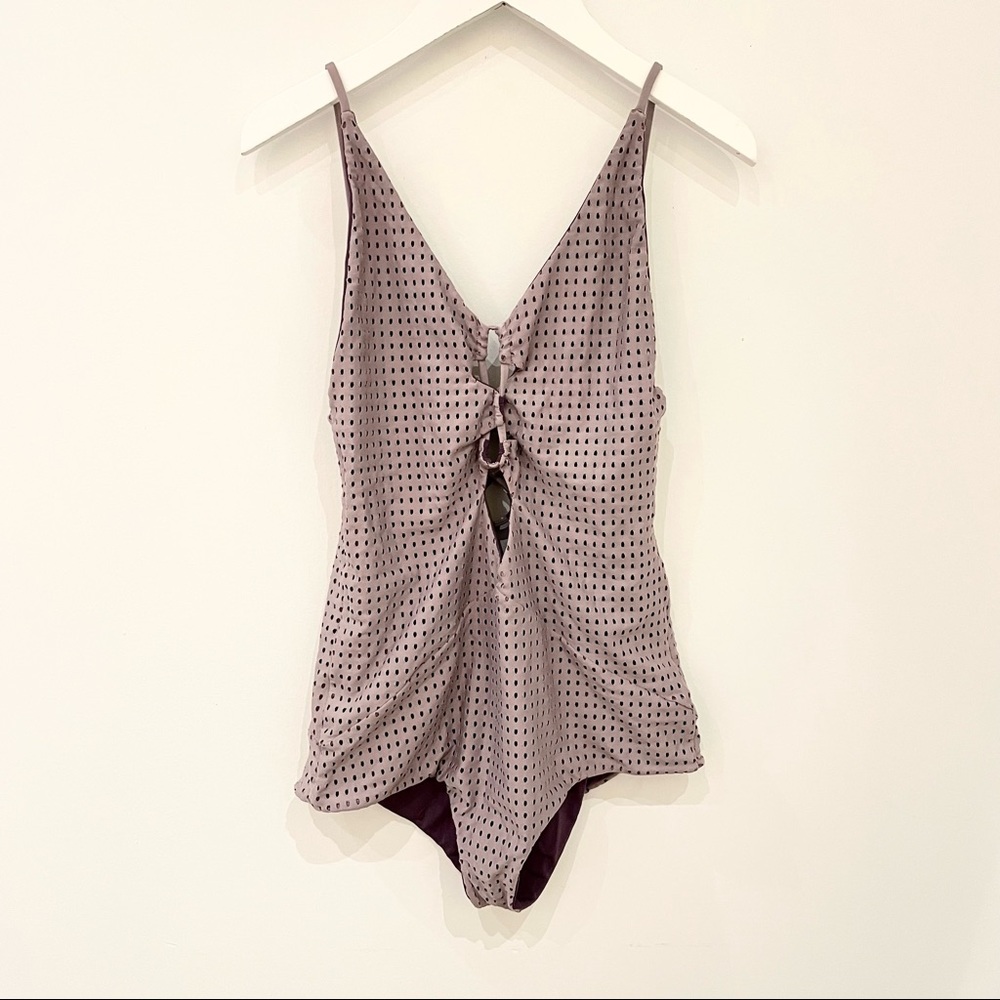 ($110/v)Acacia Kokomo Lavender Mesh